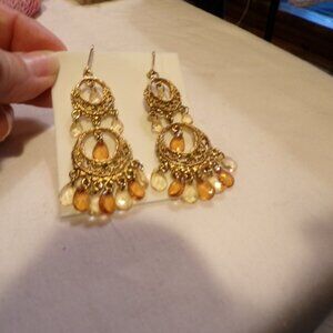 Goldtone gypsy like earrings